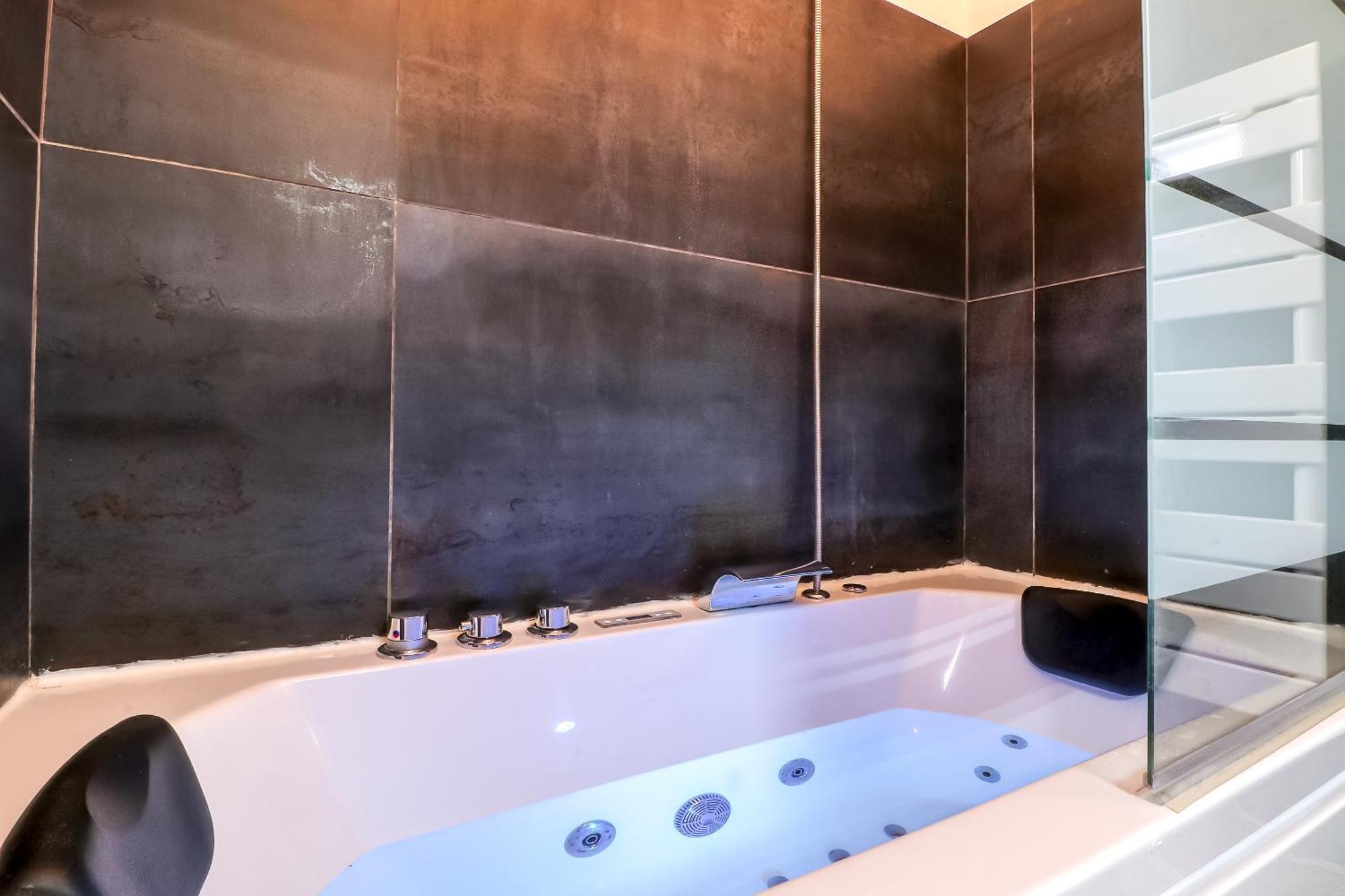 Le Vintage, Appart,Hotel Particulier, Centre Nimes Maisoncarreeconciergerie Esterno foto